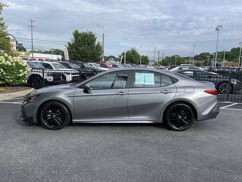 Certified 2026 Toyota Camry SE FWD image 5