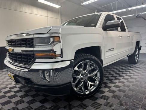 Used 2016 Chevrolet Silverado 1500 LT w/ True North Edition AWD/4WD image 3