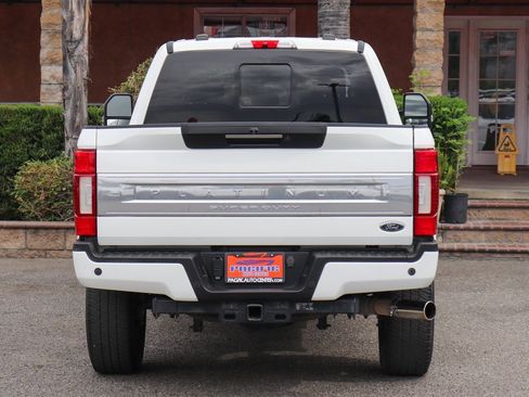Used 2022 Ford F250 Platinum w/ FX4 Off-Road Package image 8