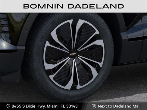 New 2026 Chevrolet Blazer EV LT image 9