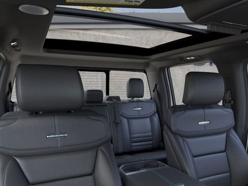 New 2026 Ford F350 Platinum w/ Tremor Off-Road Package image 25