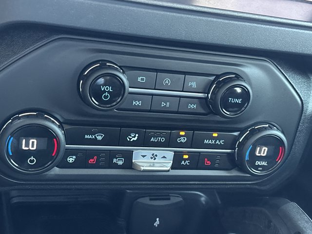 Used 2025 Ford Bronco Badlands AWD/4WD image 32