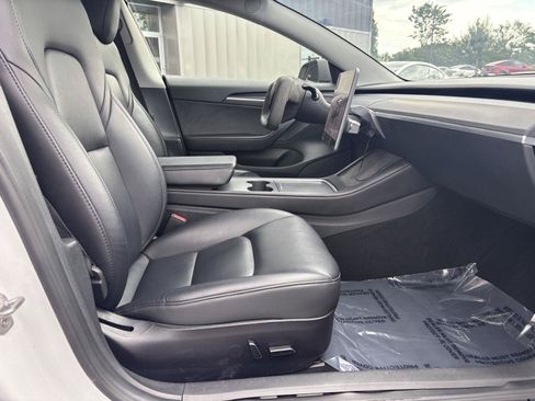 Used 2023 Tesla Model 3 Standard Range RWD image 12