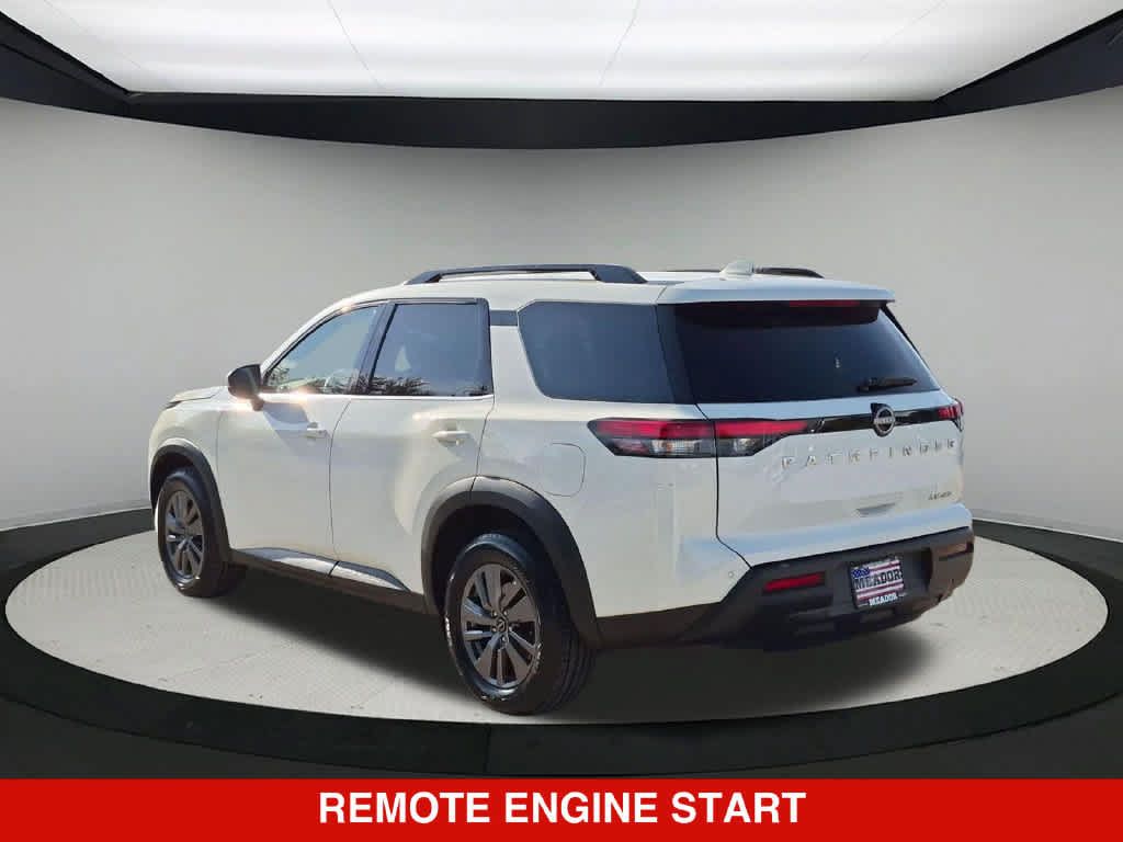 Used 2024 Nissan Pathfinder SV AWD/4WD image 5