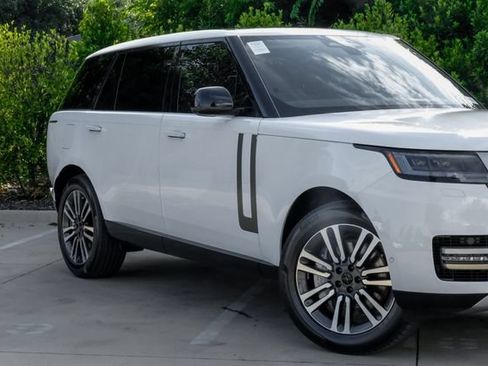 New 2026 Land Rover Range Rover Long Wheelbase SE AWD/4WD image 8
