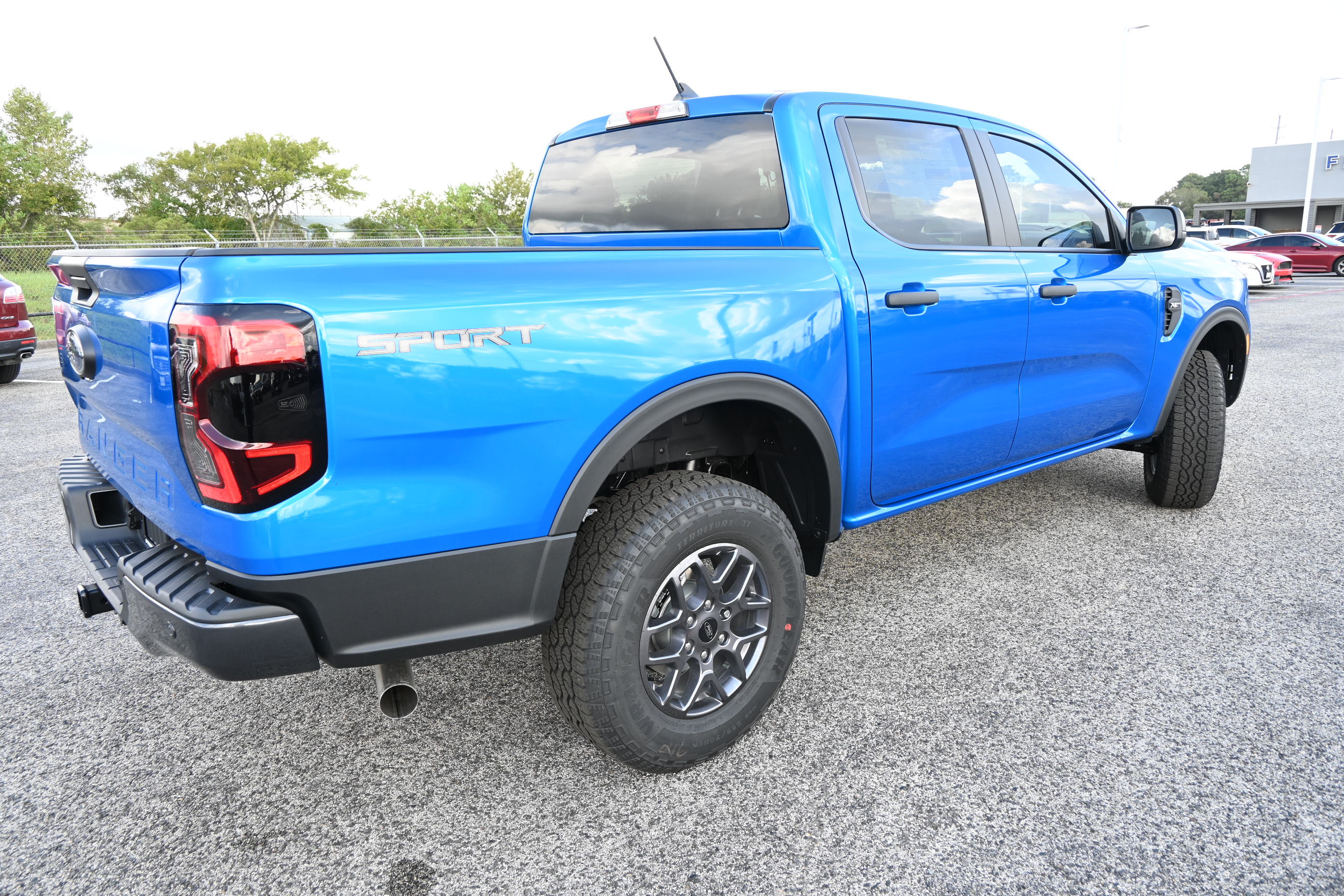 New 2026 Ford Ranger XLT w/ Trailer Tow Package RWD image 2