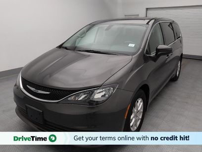 Used 2017 Chrysler Pacifica Touring