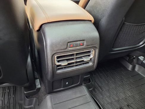 Certified 2022 Lincoln Corsair Reserve w/ Elements Package image 16