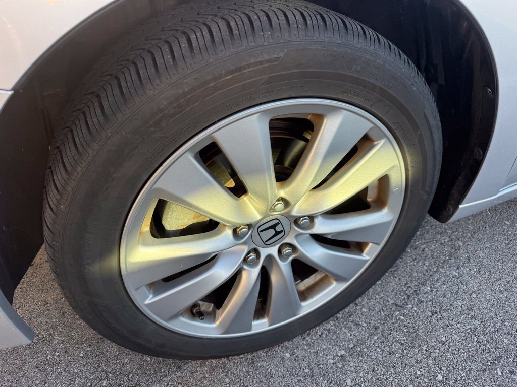 Used 2011 Honda Accord EX-L image 6