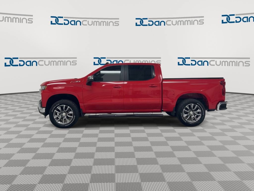 Used 2022 Chevrolet Silverado 1500 LT w/ Z71 Off-Road Package AWD/4WD image 5