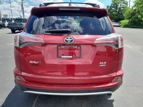Used 2016 Toyota RAV4 XLE w/ Convenience Package AWD/4WD image 6