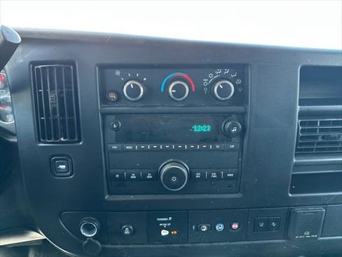 Used 2021 Chevrolet Express 2500 w/ Driver Convenience Package image 12