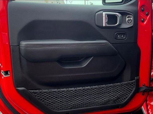 Certified 2023 Jeep Wrangler Unlimited Rubicon 392 w/ Trailer Tow Package image 19