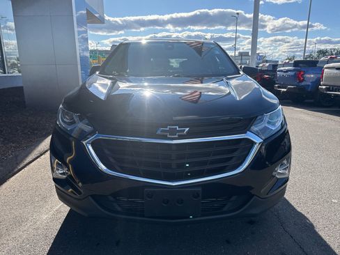 Used 2020 Chevrolet Equinox LS w/ LS Convenience Package AWD/4WD image 3