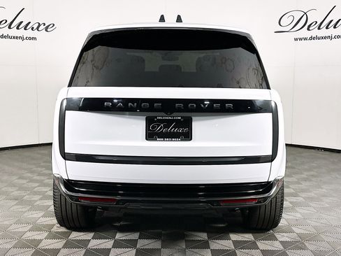 Used 2023 Land Rover Range Rover SE image 5