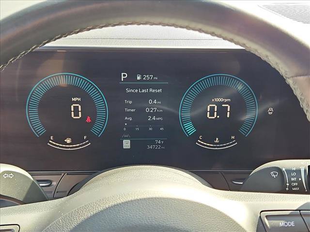 Used 2025 Hyundai Kona SEL FWD image 11