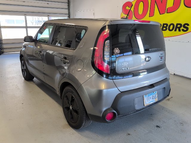 Used 2016 Kia Soul FWD image 3