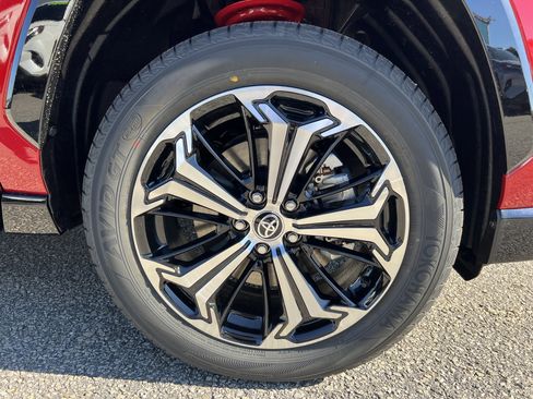 Certified 2025 Toyota RAV4 XSE image 13