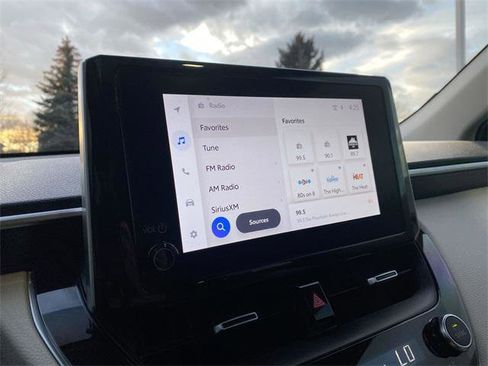 Certified 2023 Toyota Corolla Cross XLE image 16