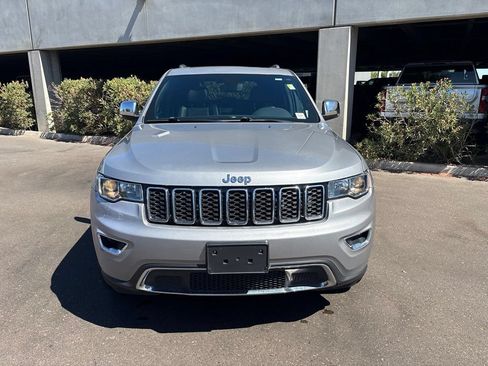 Used 2020 Jeep Grand Cherokee Limited w/ Luxury Group II RWD image 4