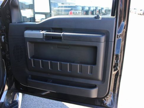 Used 2014 Ford F350 Lariat w/ Lariat Ultimate Package image 5