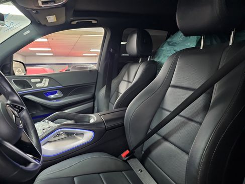 Used 2025 Mercedes-Benz GLE 450e 4MATIC image 6