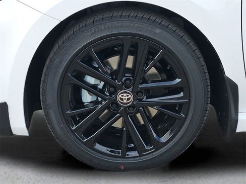 New 2026 Toyota Camry SE image 9