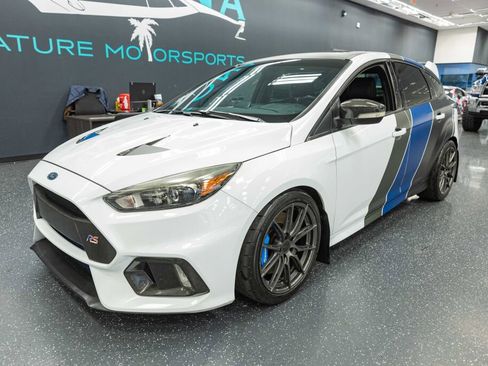 Used 2017 Ford Focus RS image 2