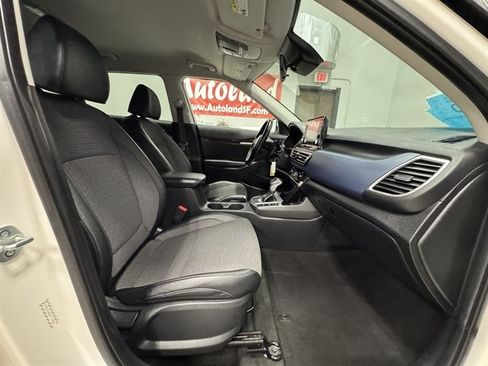 Used 2021 Kia Seltos S AWD/4WD image 12