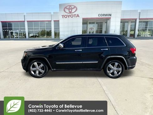 Used 2011 Jeep Grand Cherokee Overland image 5
