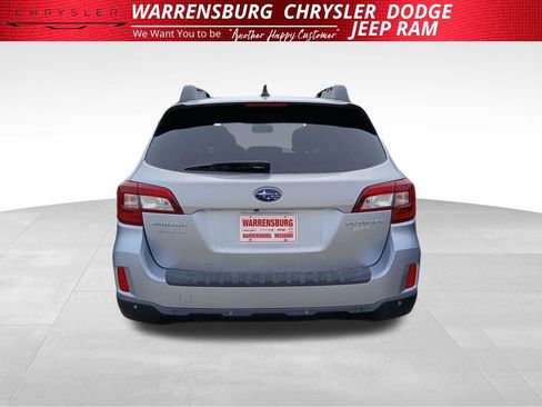 Used 2017 Subaru Outback 2.5i Limited image 5