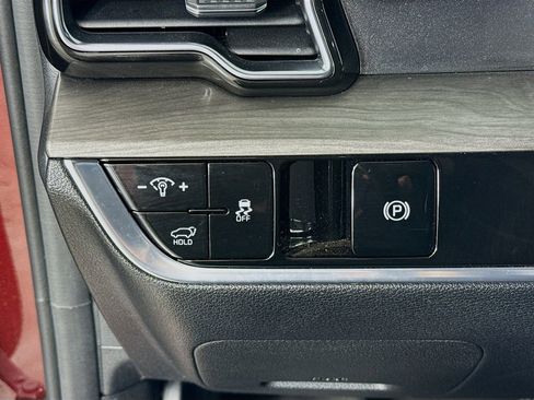 Used 2023 Kia Sportage X-Line w/ X-Line Premium Package image 10