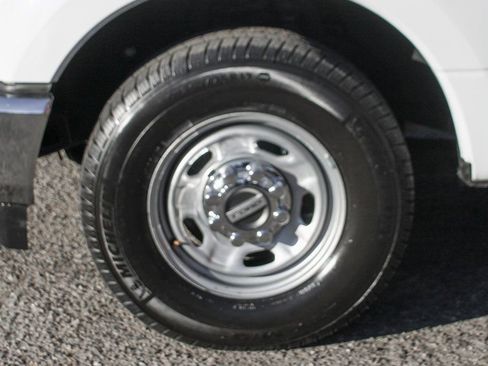 Used 2022 Ford F350 XL w/ Power Equipment Group RWD image 37