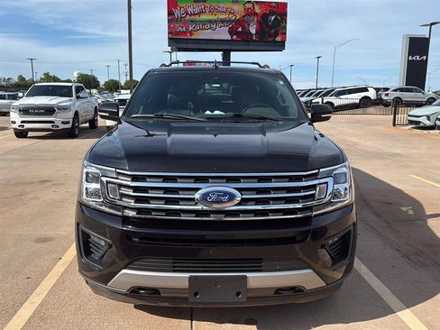 Used 2020 Ford Expedition Max XLT w/ Equipment Group 202A AWD/4WD image 9