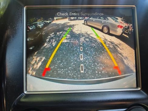 Used 2014 Jeep Grand Cherokee Limited w/ Trailer Tow Group IV AWD/4WD image 17