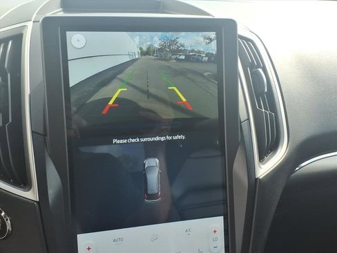 Certified 2022 Ford Edge SEL w/ Convenience Package image 17