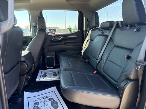 Used 2025 GMC Sierra 1500 SLT AWD/4WD image 15