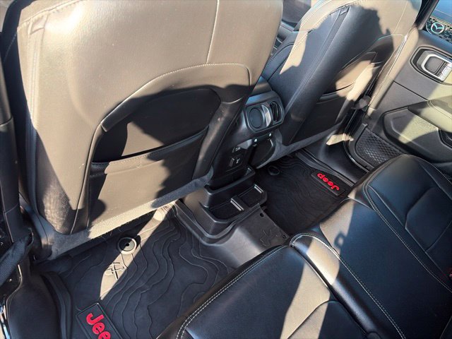 Used 2021 Jeep Wrangler Unlimited Sahara AWD/4WD image 16