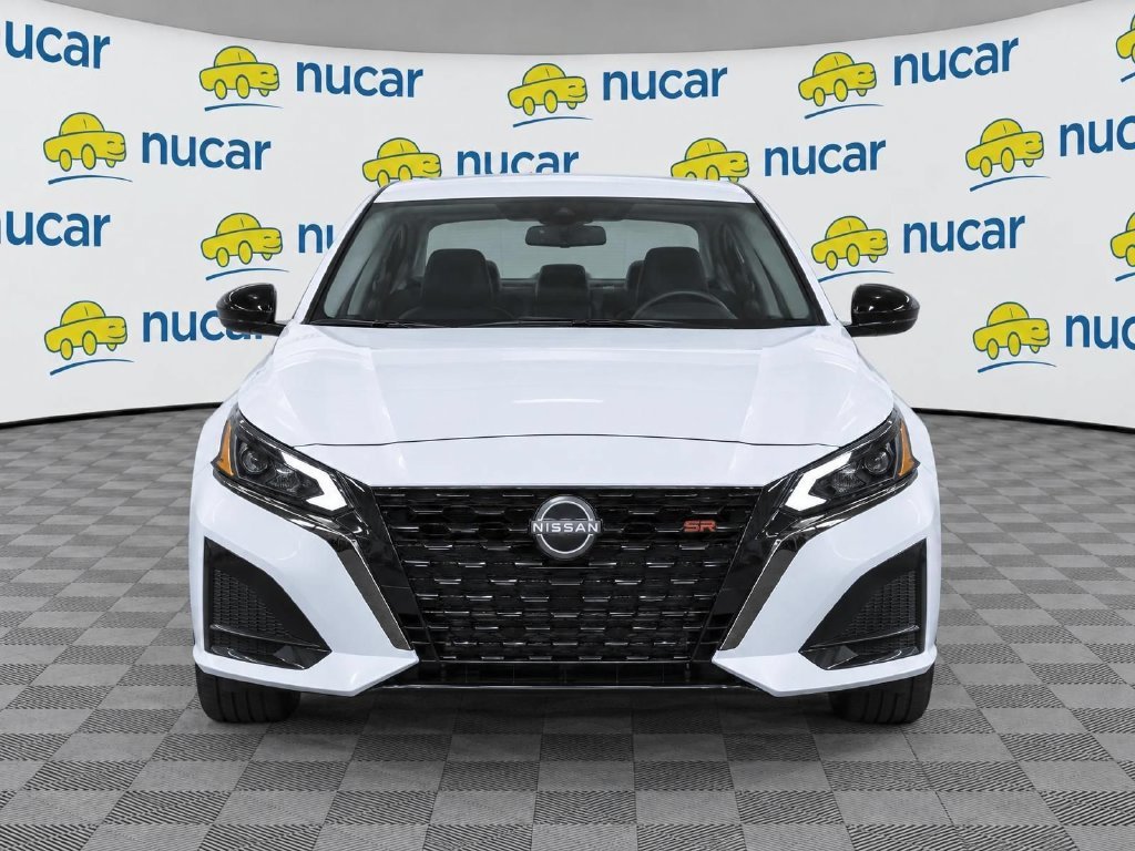 Used 2025 Nissan Altima 2.5 SR FWD image 5
