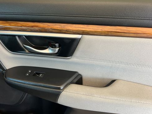 Used 2019 Honda CR-V EX image 19