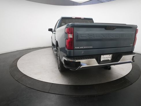 Used 2024 Chevrolet Silverado 1500 LT AWD/4WD image 6