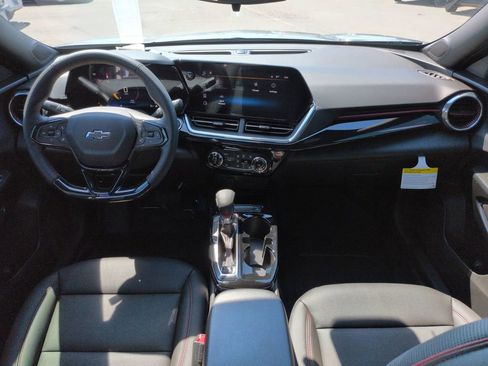 New 2026 Chevrolet Trax RS w/ Sunroof Package image 7