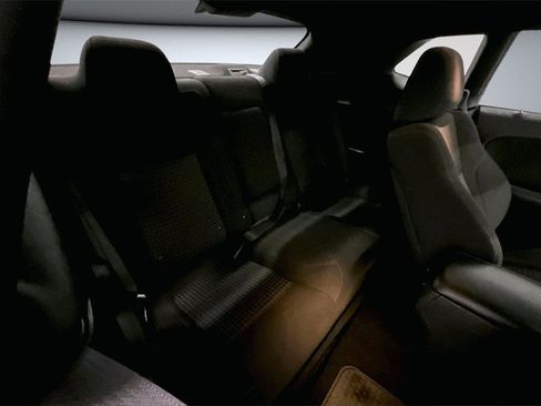 Used 2023 Dodge Challenger SXT image 25