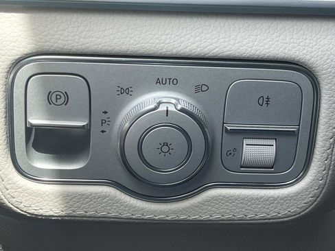 Certified 2023 Mercedes-Benz GLS 450 4MATIC image 30