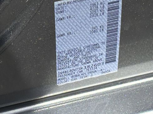 Used 2025 Nissan Altima 2.5 SV FWD image 25