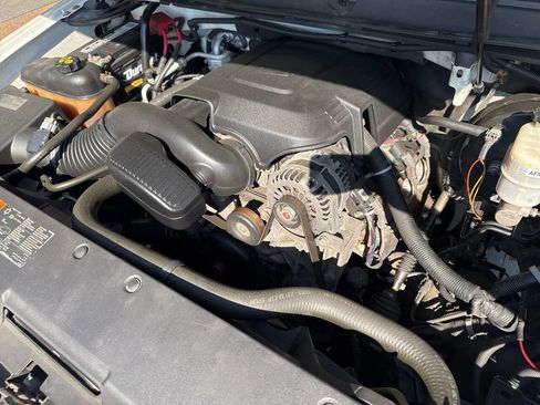 Used 2012 Cadillac Escalade EXT Premium AWD/4WD image 22