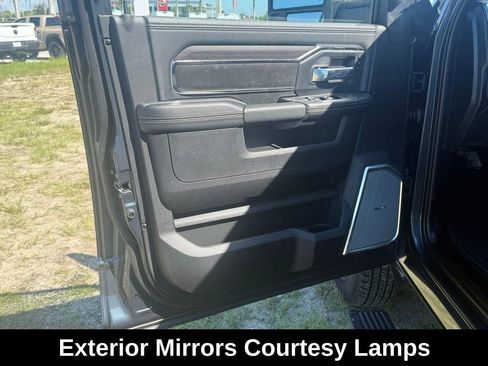 New 2025 RAM 3500 Laramie image 28