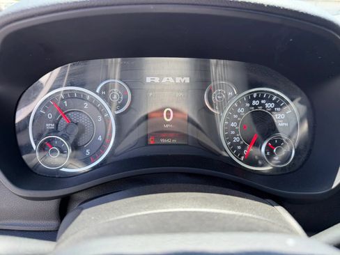 Used 2024 RAM 2500 Big Horn w/ Off Road Package AWD/4WD image 14