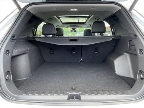 Used 2023 Chevrolet Equinox Premier FWD image 26