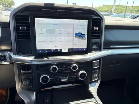 Used 2022 Ford F150 Lariat AWD/4WD image 8